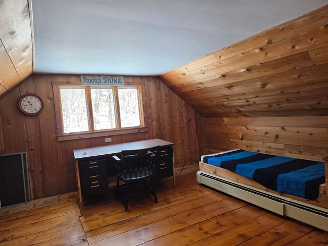 673 VT Rte 121 East, Grafton, VT 05146