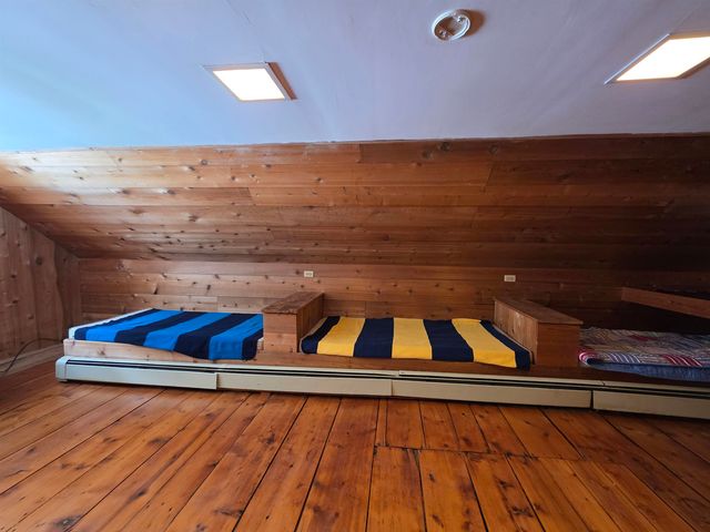 673 VT Rte 121 East, Grafton, VT 05146