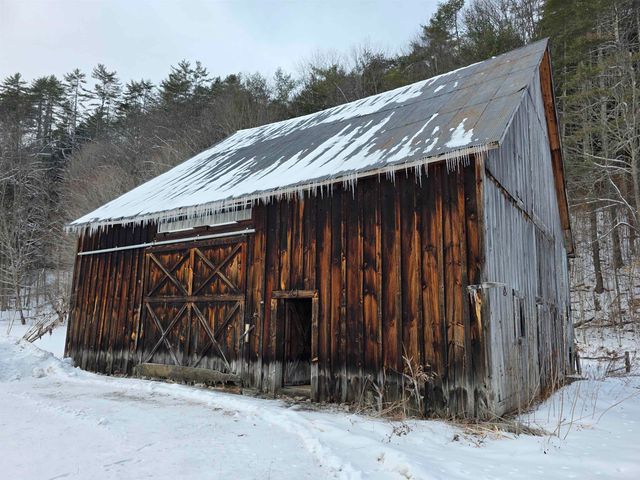 673 VT Rte 121 East, Grafton, VT 05146