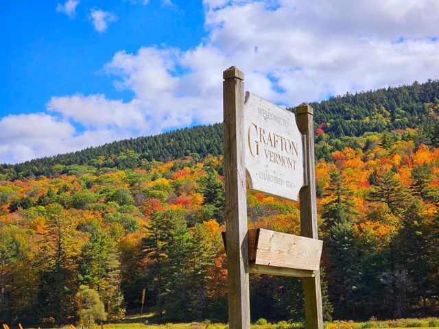 673 VT Rte 121 East, Grafton, VT 05146