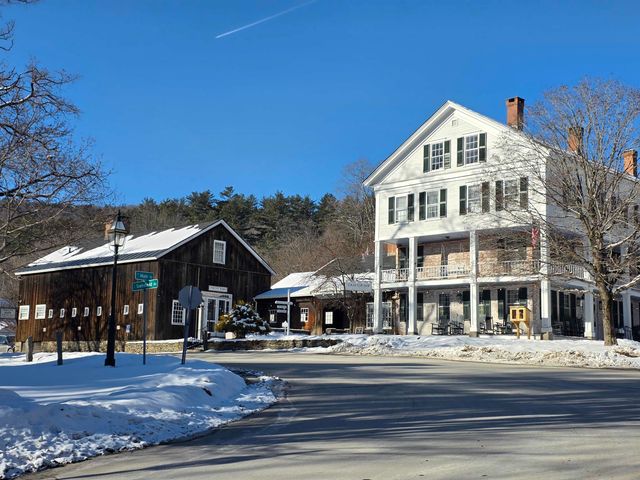 673 VT Rte 121 East, Grafton, VT 05146