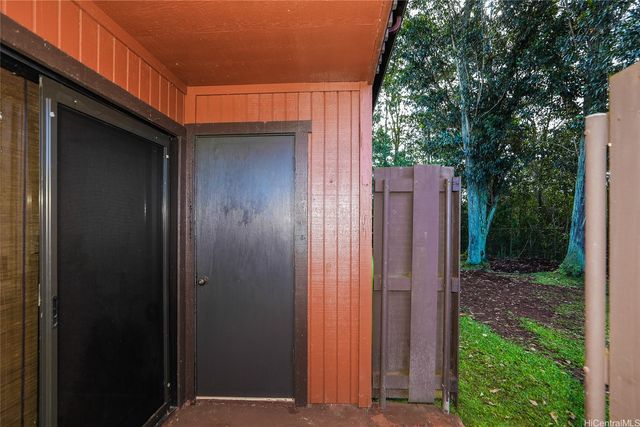 2069 California Avenue 19D, Wahiawa, HI 96786