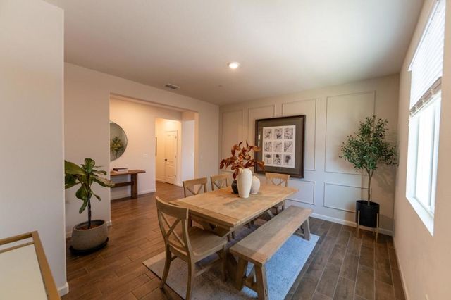 1880 Violet Drive, Hollister, CA 95023