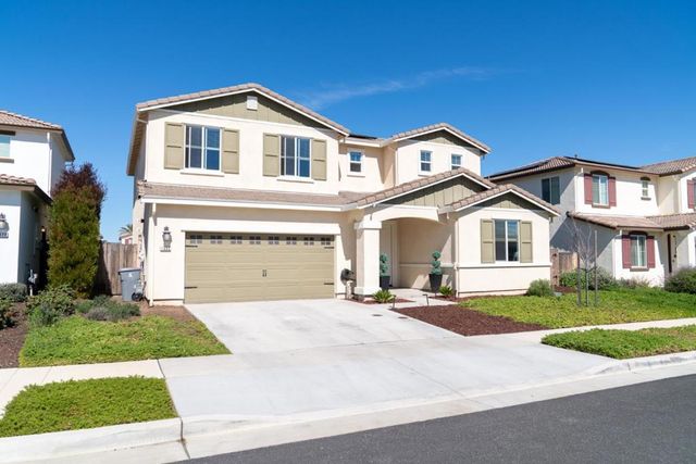 1880 Violet Drive, Hollister, CA 95023