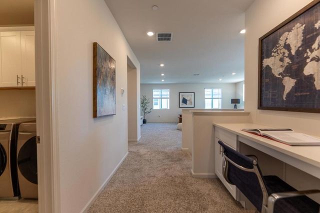 1880 Violet Drive, Hollister, CA 95023