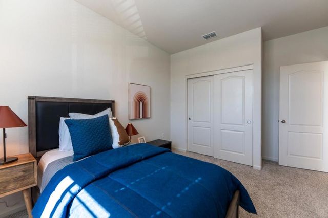 1880 Violet Drive, Hollister, CA 95023