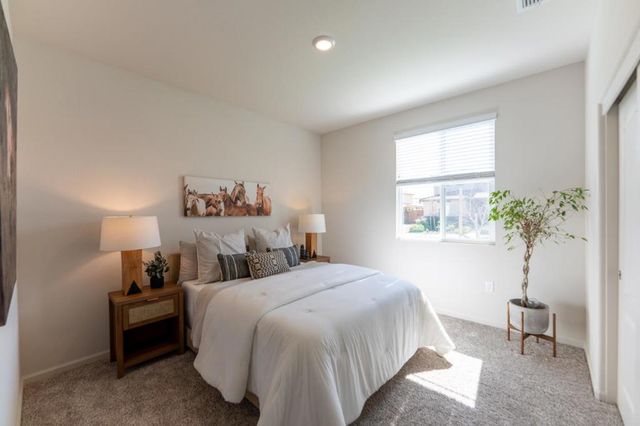 1880 Violet Drive, Hollister, CA 95023