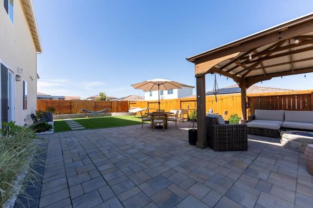 1880 Violet Drive, Hollister, CA 95023