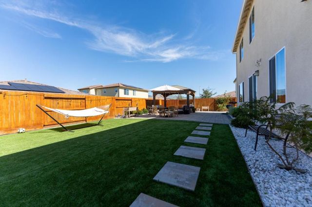 1880 Violet Drive, Hollister, CA 95023