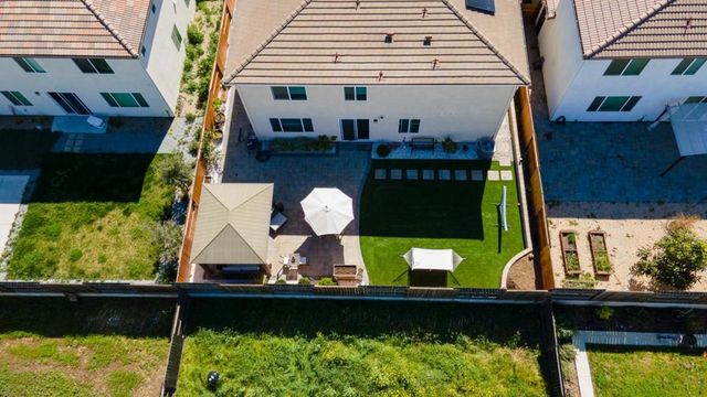 1880 Violet Drive, Hollister, CA 95023