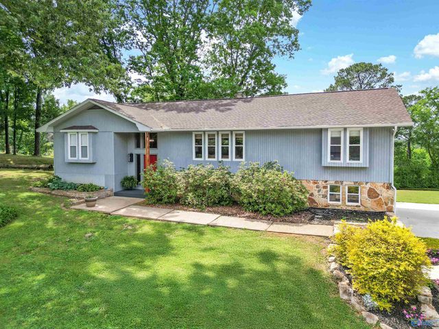 1308 Whispering Hills Circle, Hartselle, AL 35640