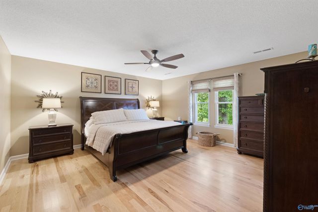 1308 Whispering Hills Circle, Hartselle, AL 35640