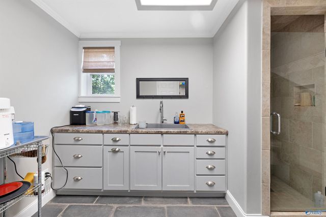1308 Whispering Hills Circle, Hartselle, AL 35640