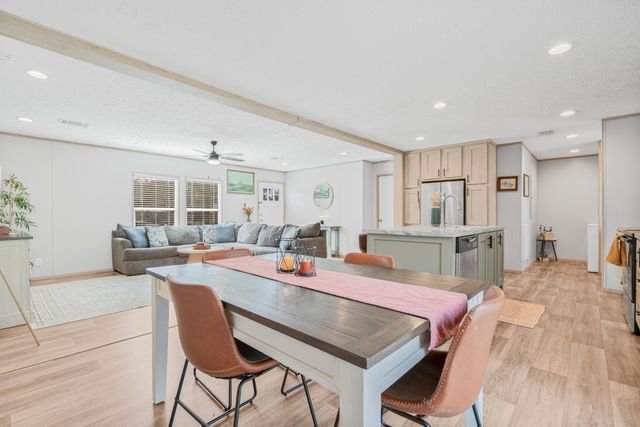 116 E Church Street, Bonneau, SC 29431