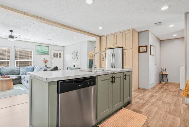 116 E Church Street, Bonneau, SC 29431