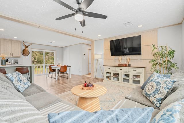 116 E Church Street, Bonneau, SC 29431