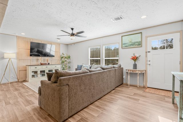 116 E Church Street, Bonneau, SC 29431