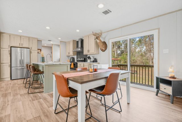 116 E Church Street, Bonneau, SC 29431