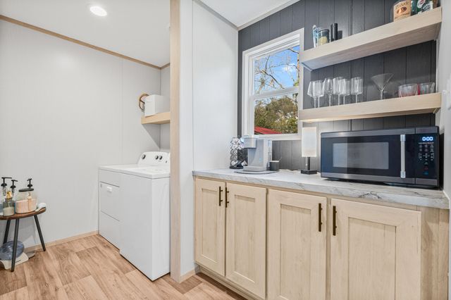 116 E Church Street, Bonneau, SC 29431