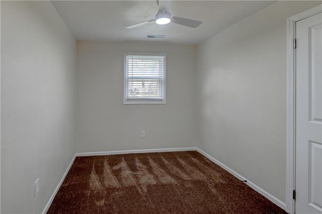 7126 Main Street, Kansas City, MO 64114
