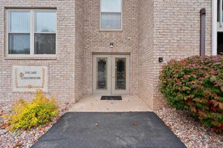 1600 RUSTIC OAKS COURT, Green Bay, WI 54301