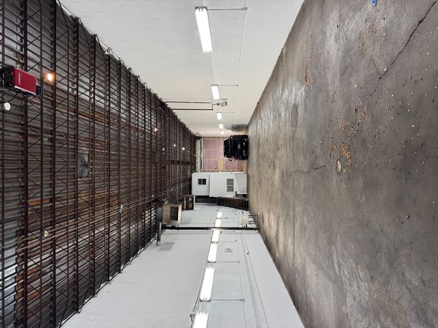 2311 W Belmont Avenue, Chicago, IL 60618