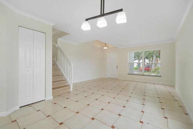 2203 SW 134th Avenue, Miramar, FL 33027