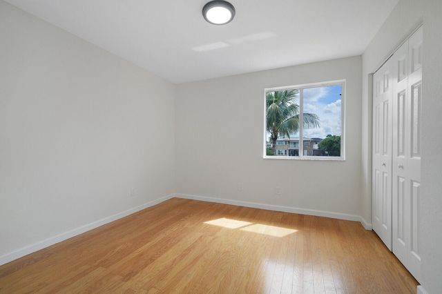 2203 SW 134th Avenue, Miramar, FL 33027