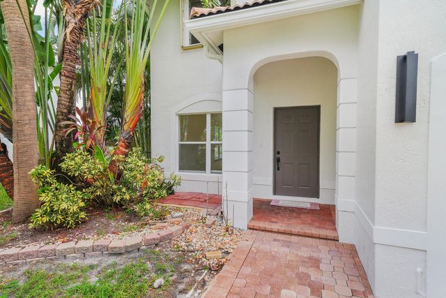 2203 SW 134th Avenue, Miramar, FL 33027