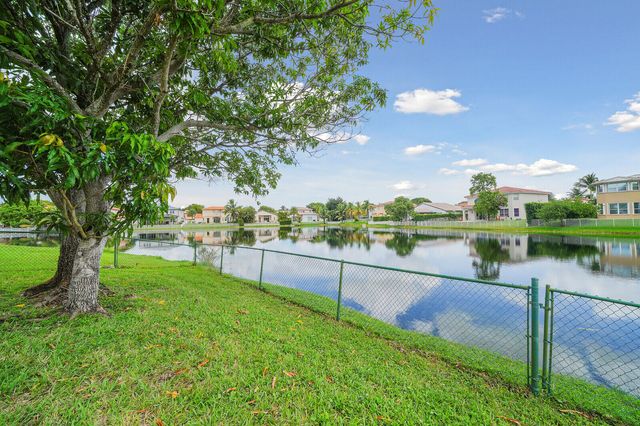 2203 SW 134th Avenue, Miramar, FL 33027