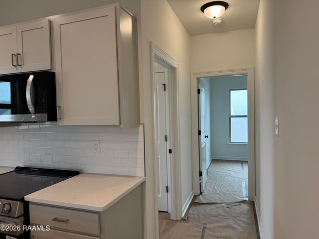 302 Willowbend Way, Youngsville, LA 70592