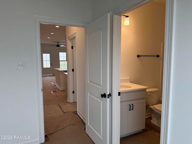 302 Willowbend Way, Youngsville, LA 70592