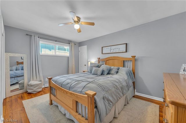 27015 Kennedy Ridge Extension, North Olmsted, OH 44070