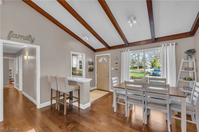 27015 Kennedy Ridge Extension, North Olmsted, OH 44070