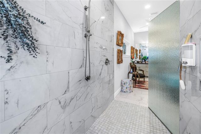 6113 45TH STREET W, Bradenton, FL 34210