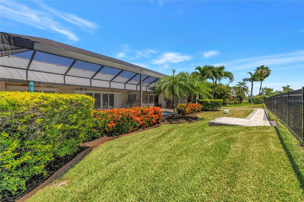 Image 46 of property listing at 6113 45TH STREET W, Bradenton, FL 34210