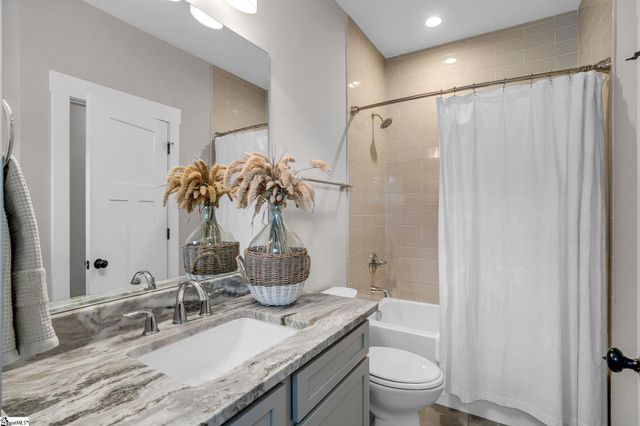 122 Oakland Drive, Greenville, SC 29607