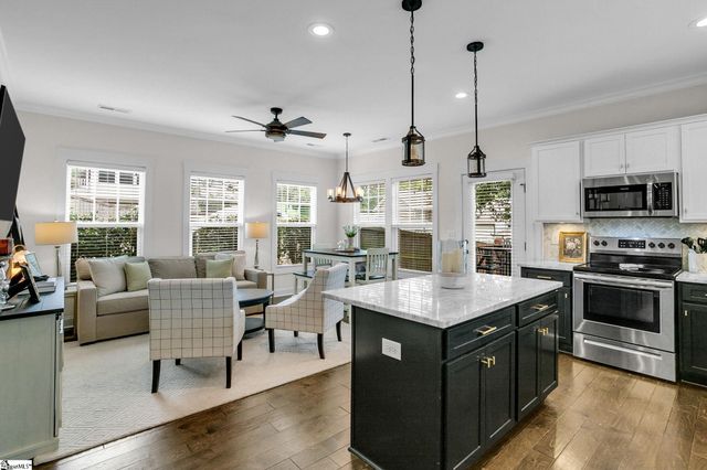 122 Oakland Drive, Greenville, SC 29607