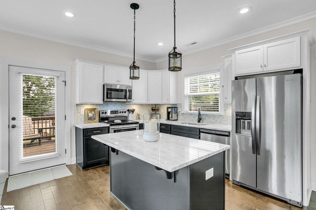 122 Oakland Drive, Greenville, SC 29607