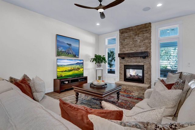 14315 N Otter Tail Way, Boise, ID 83714