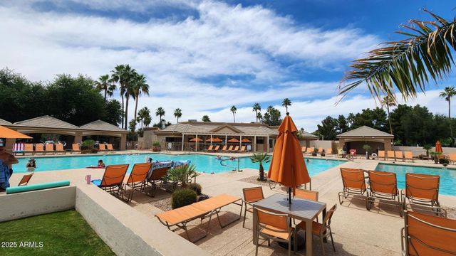 24508 S LAKEWAY Circle SW, Sun Lakes, AZ 85248