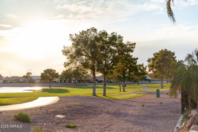 24508 S LAKEWAY Circle SW, Sun Lakes, AZ 85248