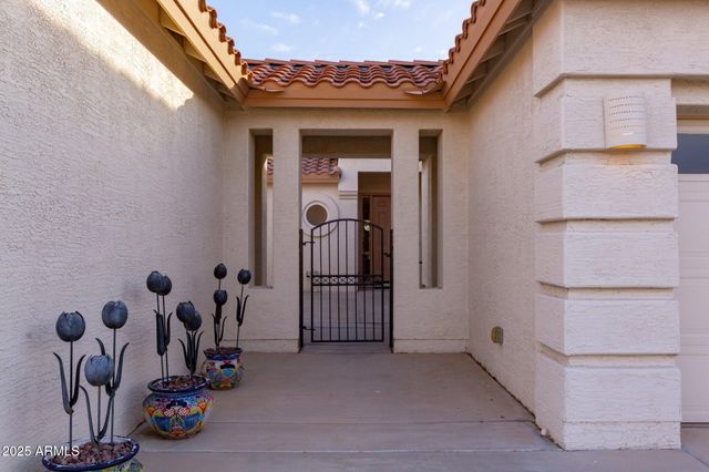 24508 S LAKEWAY Circle SW, Sun Lakes, AZ 85248