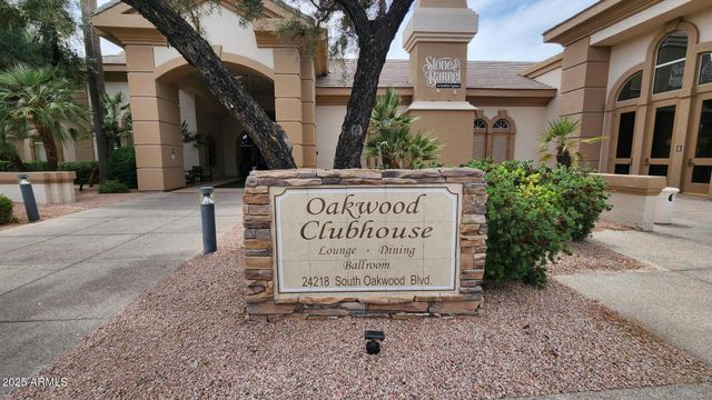 24508 S LAKEWAY Circle SW, Sun Lakes, AZ 85248