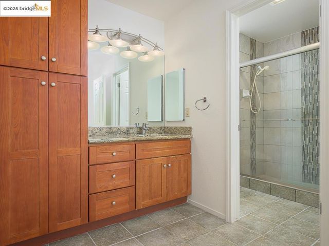 1201 Brickyard Way 302, Richmond, CA 94801