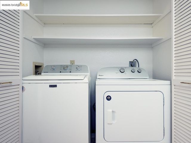 1201 Brickyard Way 302, Richmond, CA 94801