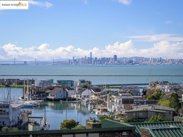 1201 Brickyard Way 302, Richmond, CA 94801