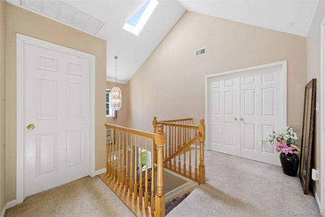 9 Ridgefield Drive, Shoreham, NY 11786