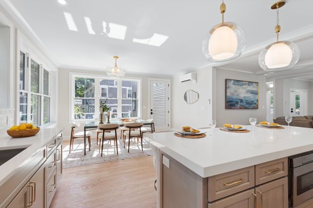 53 Hodge Rd, Arlington, MA 02474