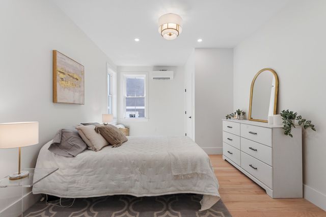 53 Hodge Rd, Arlington, MA 02474